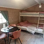 Torfoss Gard, Utleie, Campingvogn Og Bobil Plasser Campsite