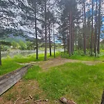 Torfoss Gard, Utleie, Campingvogn Og Bobil Plasser キャンプ場 Potka
