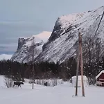 Torfoss Gard, Utleie, Campingvogn Og Bobil Plasser Potka