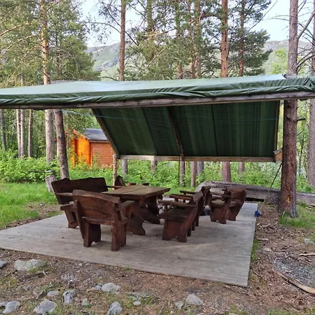 Κάμπινγκ Torfoss Gard, Utleie, Campingvogn Og Bobil Plasser