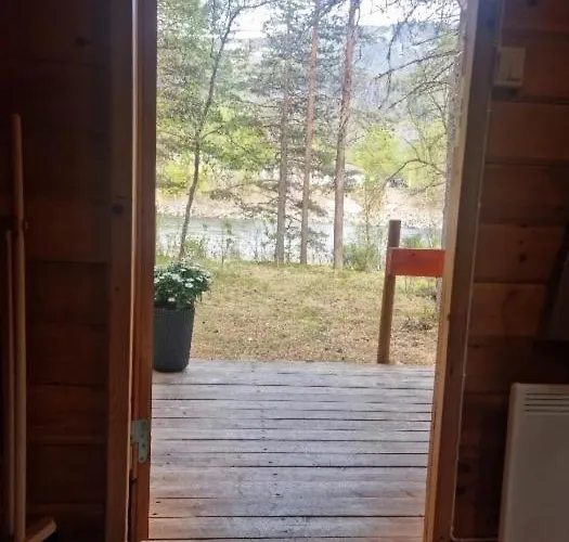 Torfoss Gard, Utleie, Campingvogn Og Bobil Plasser *