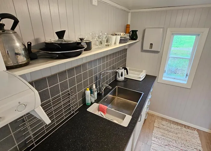 Camping Torfoss Gard, Utleie, Campingvogn Og Bobil Plasser *