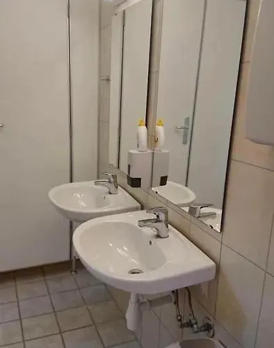 Torfoss Gard, Utleie, Campingvogn Og Bobil Plasser * Potka
