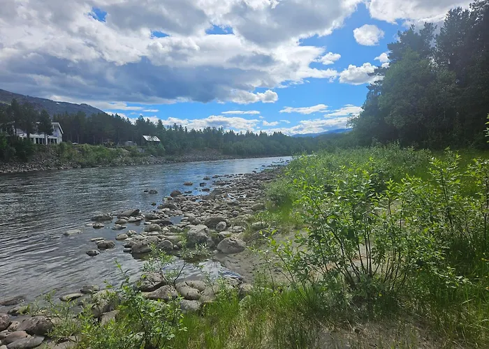 Camping Torfoss Gard, Utleie, Campingvogn Og Bobil Plasser *