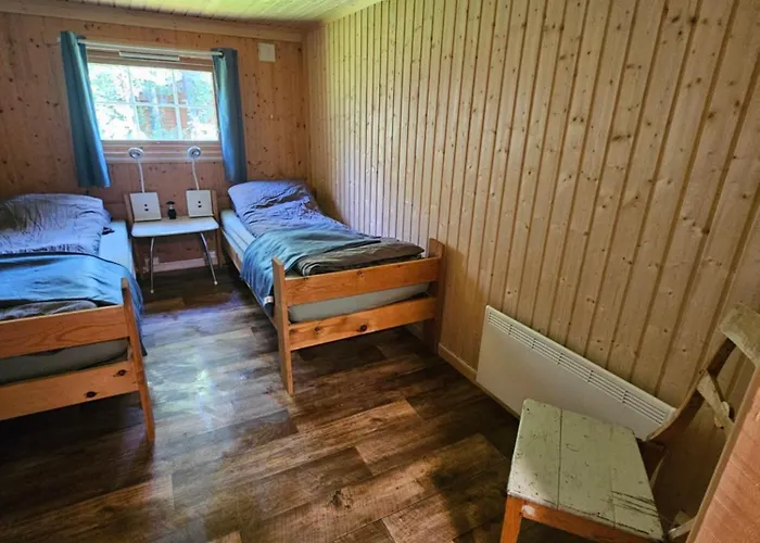 Camping Torfoss Gard, Utleie, Campingvogn Og Bobil Plasser *