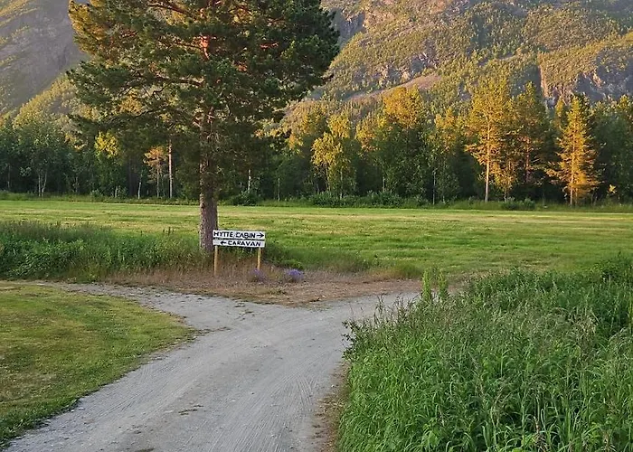 Camping Torfoss Gard, Utleie, Campingvogn Og Bobil Plasser *